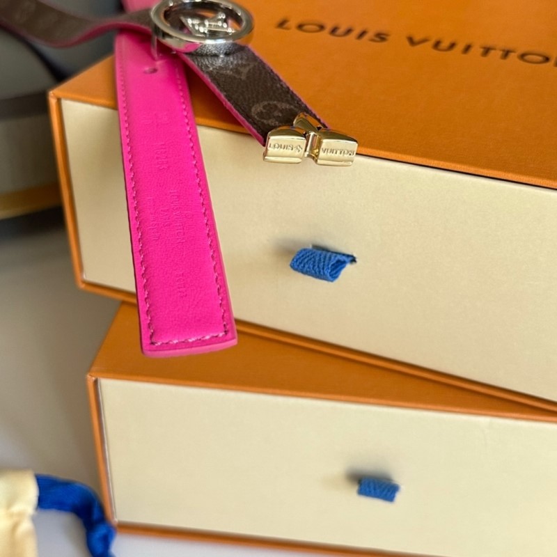 l0vis Vvtt0n belts